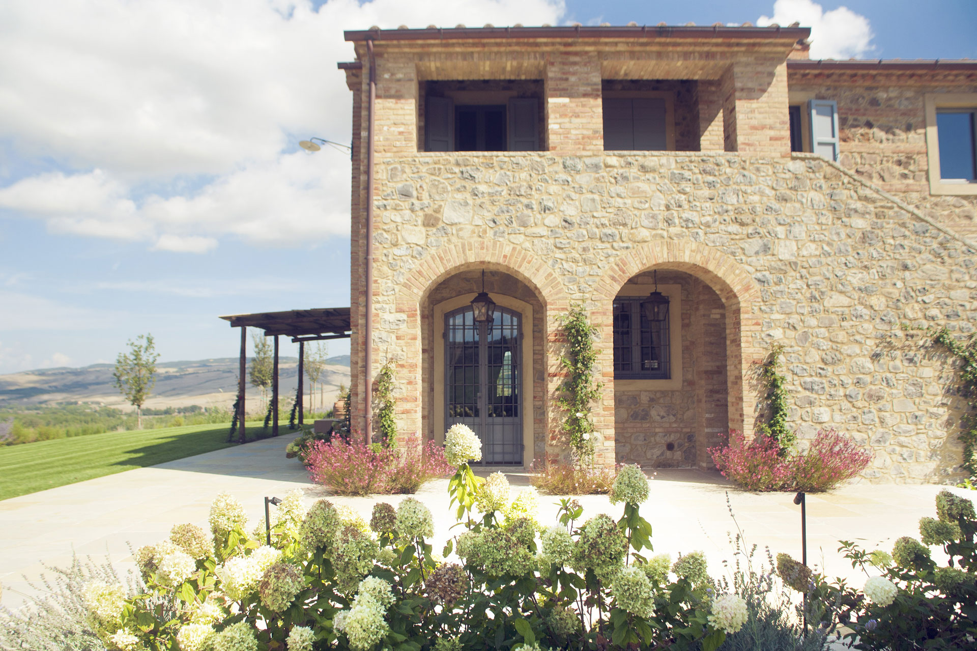 Memoscape_Giardino in Val d'Orcia_ Ortensie e Lavande 01